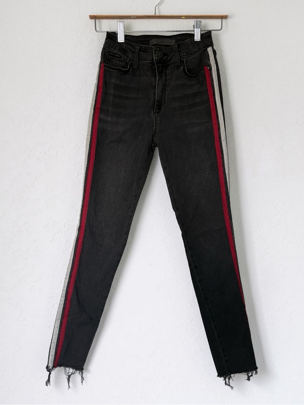 Joe’s Jeans Black Skinny Side Stripe Raw Hem Sz 23